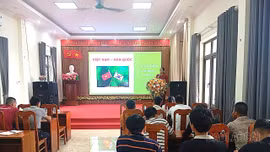 Trung tâm Dịch vụ tổng hợp Nội vụ định hướng cho lao động đi làm việc tại Hàn Quốc.