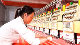 Tiếp tục chuyển dịch cơ cấu lao động để tăng trưởng bền vững 