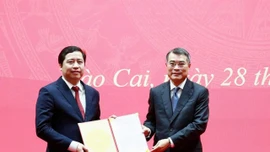 Bộ Chính trị điều động, phân công, chỉ định đồng chí Dương Quốc Huy - Uỷ viên BCH Trung ương Đảng, Phó Tổng Thanh tra Chính phủ giữ chức Bí thư Tỉnh uỷ Lào Cai