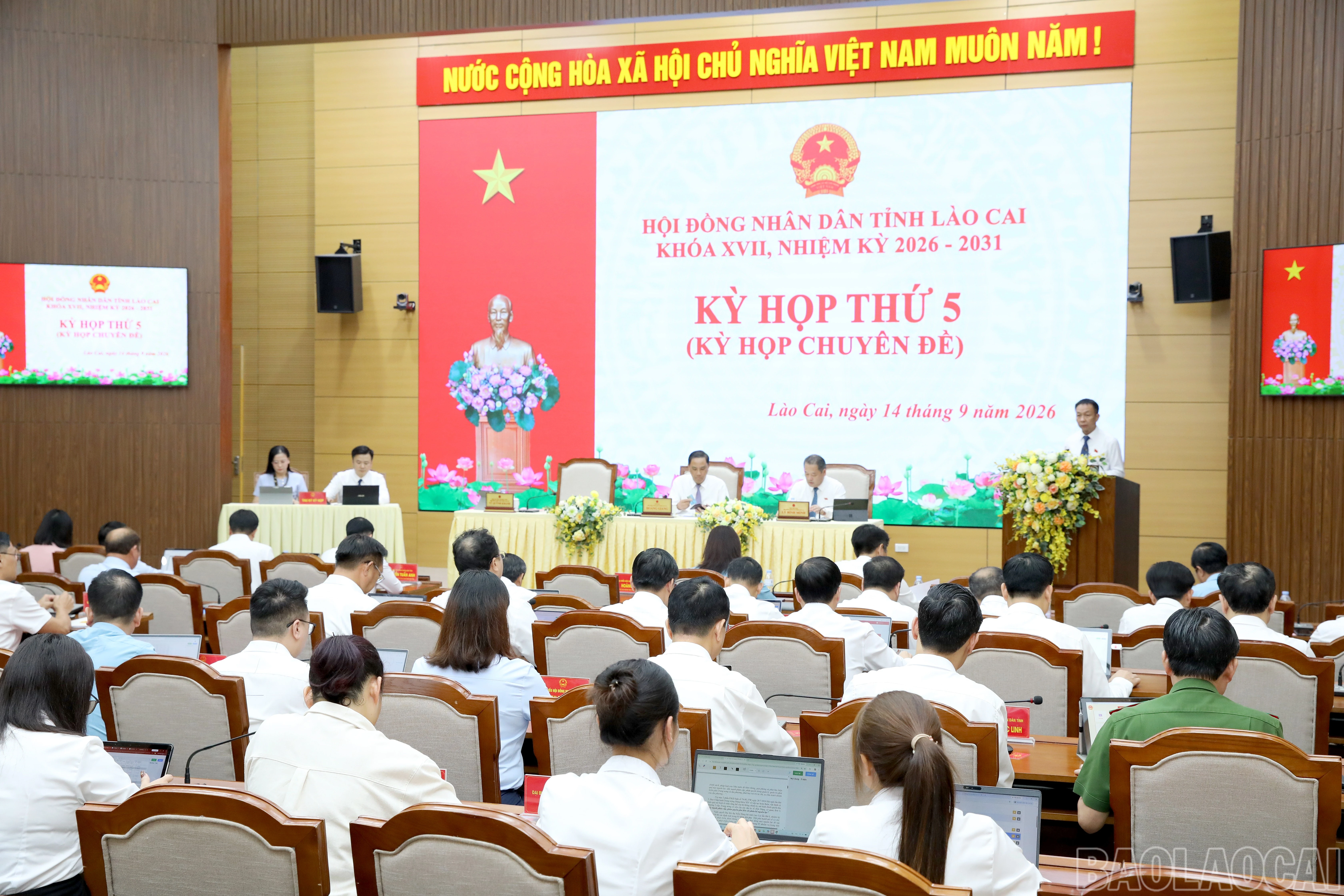 baolaocai-br_quang-canh.jpg