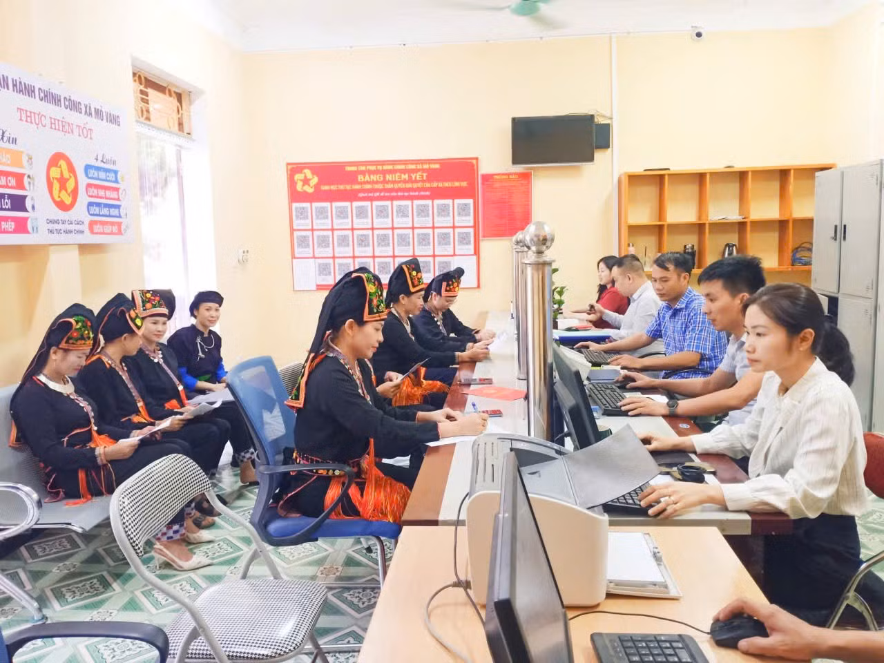 Trung tâm PVHCC xã Mỏ Vàng được bố trí khoa học, tiện lợi cho đội ngũ và Nhân dân.