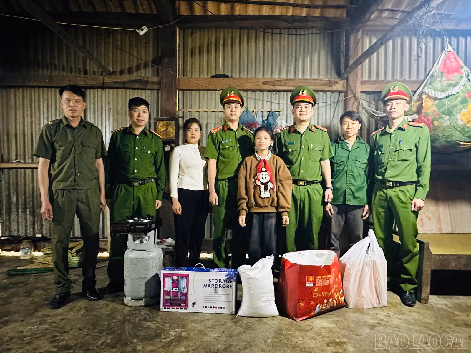 baolaocai-br_z7636887293735-c19ff1b00b67f13a8f9c35adf0e3bc70.jpg
