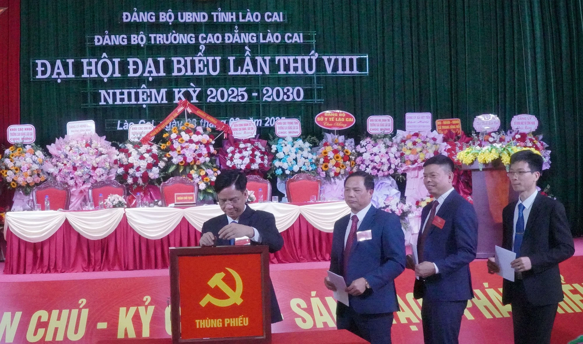 a4.jpg