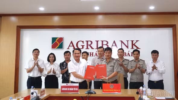 Ký kết Biên bản ghi nhớ giữa Agribank Chi nhánh Yên Bái và Thi hành án dân sự tỉnh Lào Cai