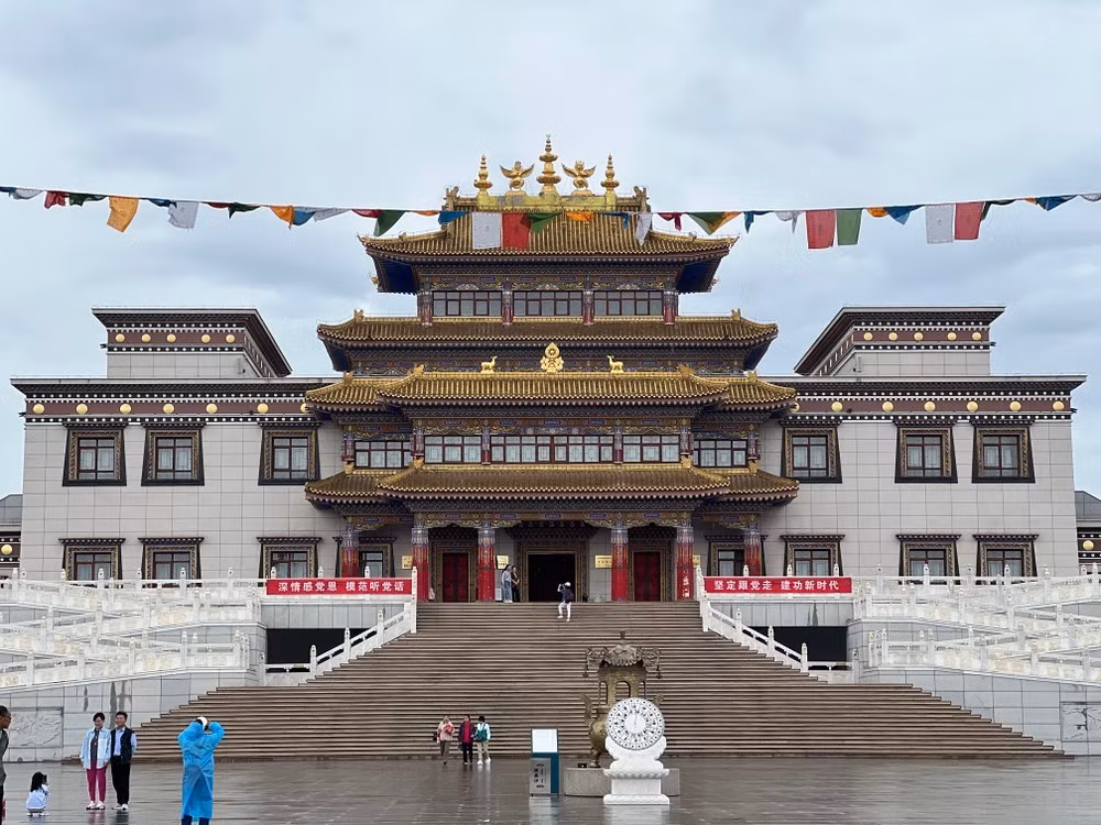 Công viên Văn hóa sinh thái Di Hòa là địa điểm tham quan không thể bỏ lỡ khi đến với Nội Mông.