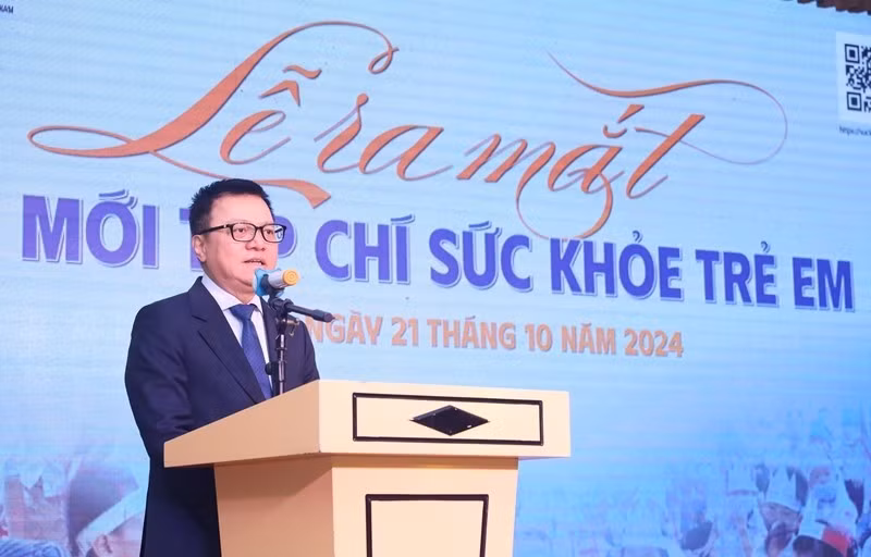 Ông Lê Quốc Minh, Tổng Biên tập Báo Nhân Dân, Phó Trưởng Ban Tuyên giáo Trung ương, Chủ tịch Hội Nhà báo Việt Nam phát biểu tại lễ ra mắt.