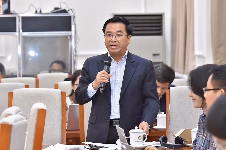 Đại biểu tham gia ý kiến tại hội thảo.