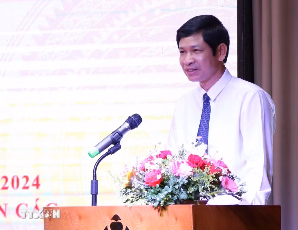 Thứ trưởng Bộ Văn hóa, Thể thao và Du lịch Hồ An Phong phát biểu khai mạc Hội nghị.