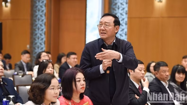 Ông Phan Đăng Tuất, Chủ tịch Hiệp hội Công nghiệp hỗ trợ Việt Nam (VASI) phát biểu ý kiến tại Hội nghị.