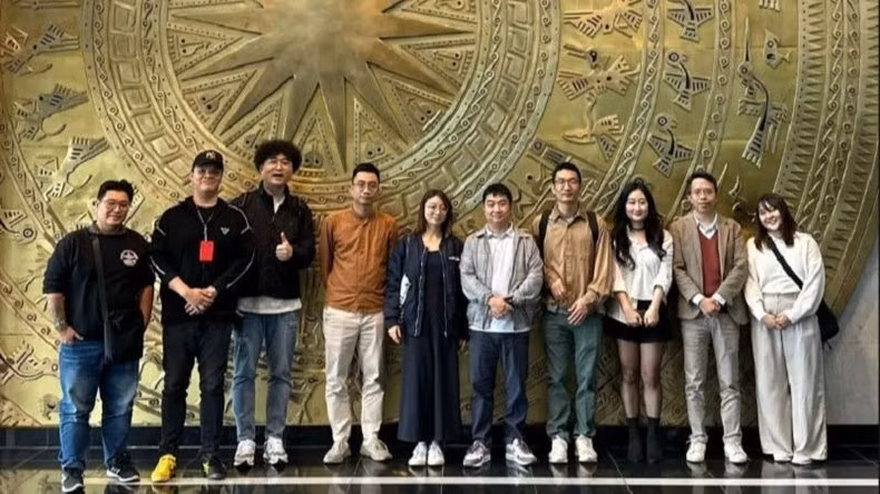 Đoàn công tác của Riot thăm quan và làm việc với VTVcab.