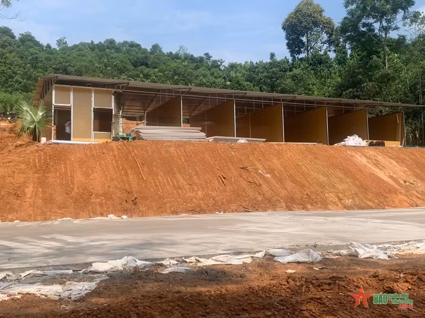 Dự kiến bà con Làng Nủ mất nhà cửa có thể chuyển sang nhà mới trong vài ngày tới.