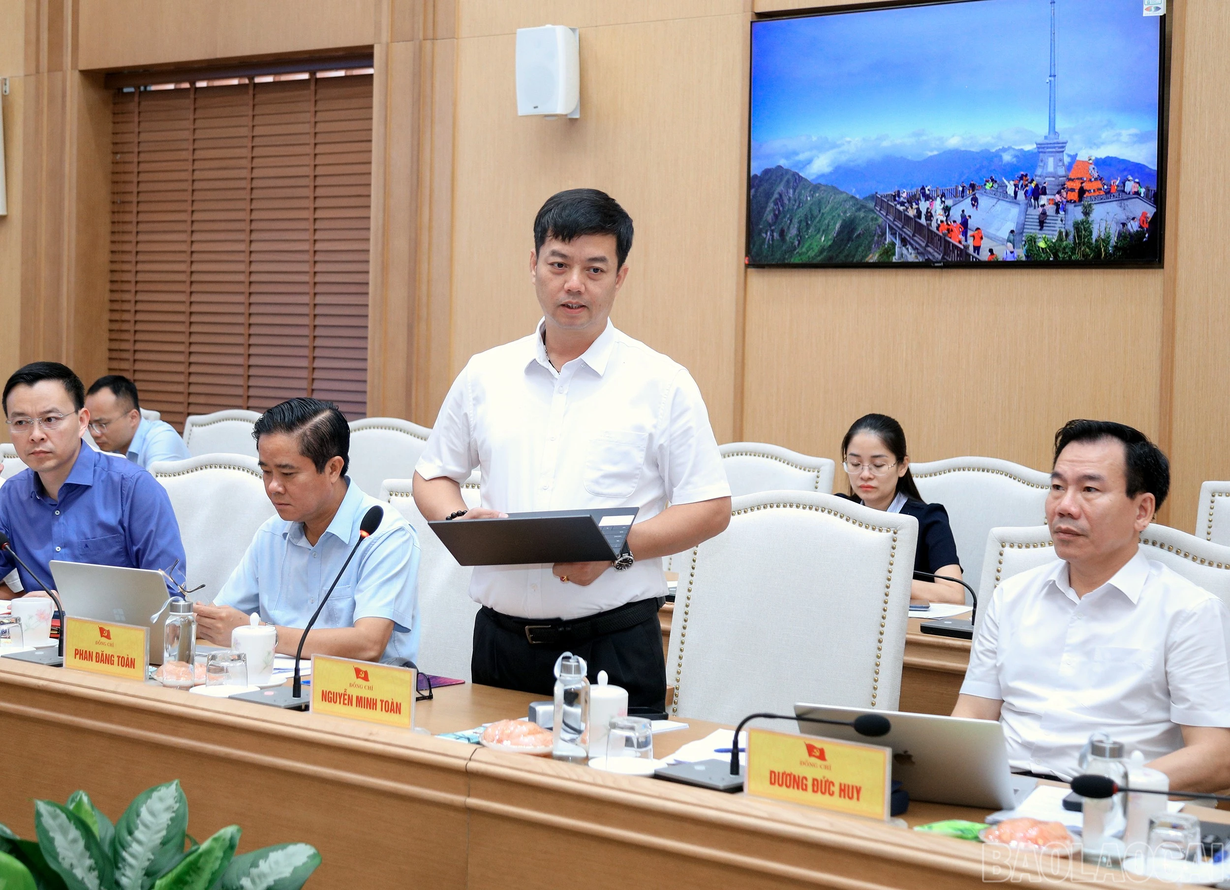 baolaocai-br_7j5a6254.jpg