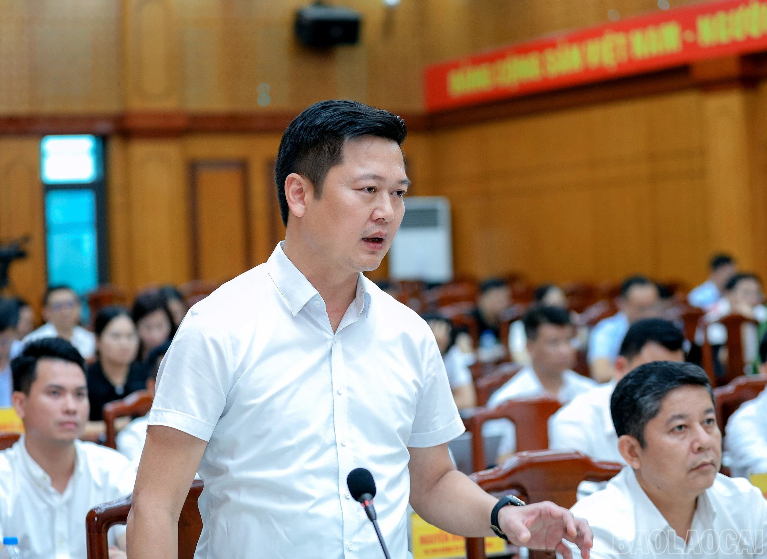 baolaocai-br_7j5a5844.jpg