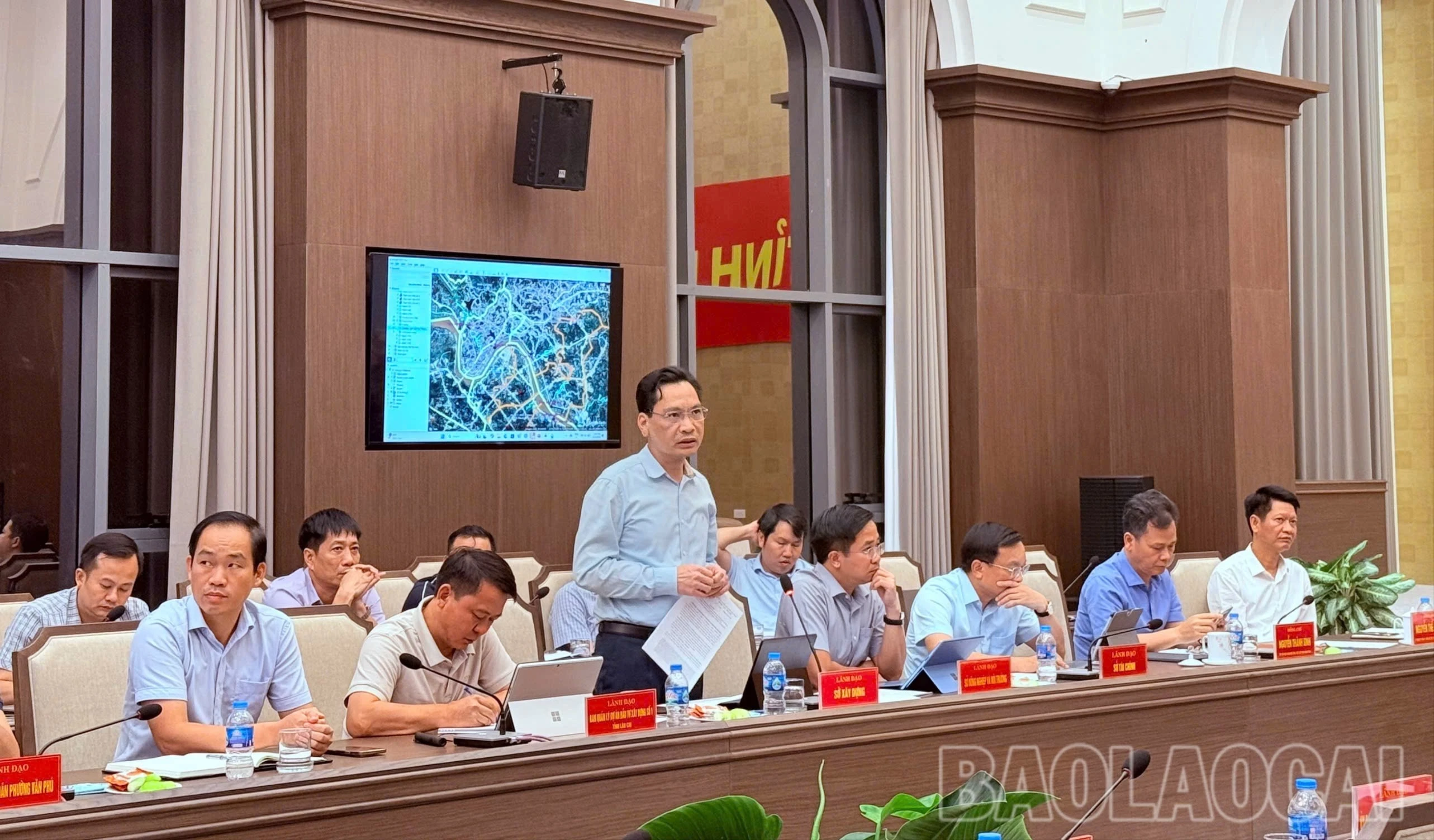 Đại diện Sở Xây dựng phát biểu tại buổi làm việc.