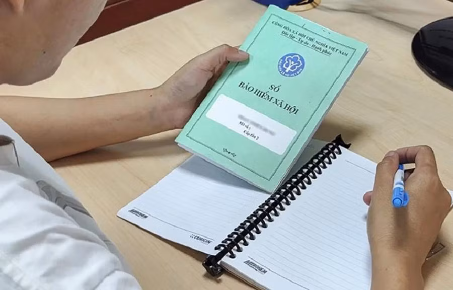 Sổ bảo hiểm xã hội điện tử sẽ thay thế cho bản giấy hiện nay.