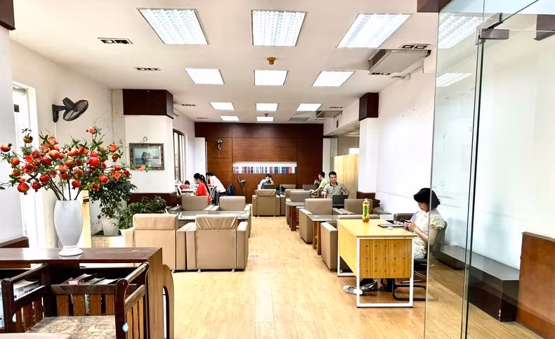 Phòng dành cho doanh nhân và các nhà nghiên cứu rất tiện nghi tại Thư viện Quốc gia.