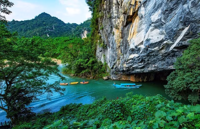 Động Phong Nha bấy lâu đã trở thành địa điểm thu hút khách du lịch bậc nhất Quảng Bình.