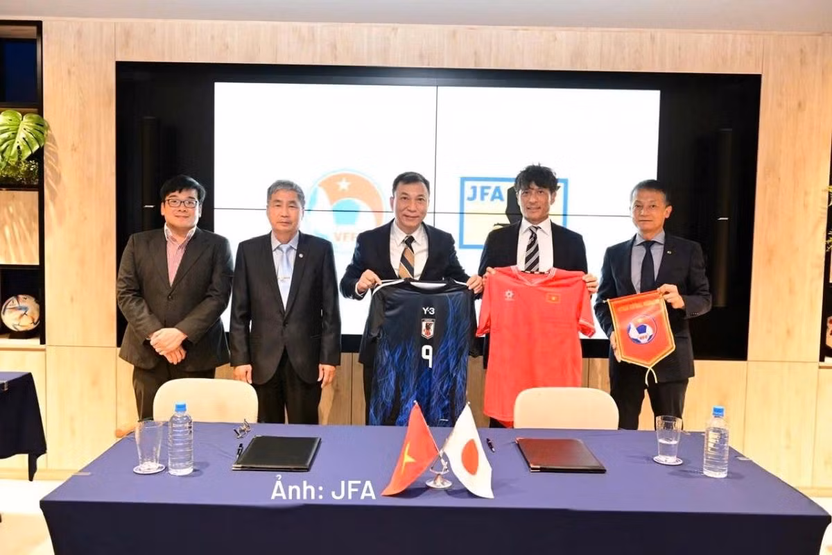 Kí kết hợp tác giữa VFF và Liên đoàn Bóng đá Nhật Bản (JFA).