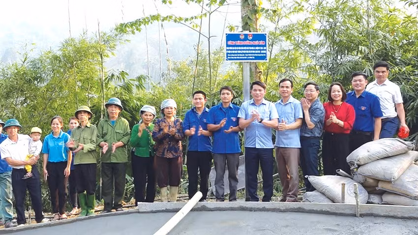 cong-tac-dan-van-huong-ve-co-so-duoc-huyen-uy-bao-yen-chi-dao-thuc-hien-thuong-xuyen.jpg