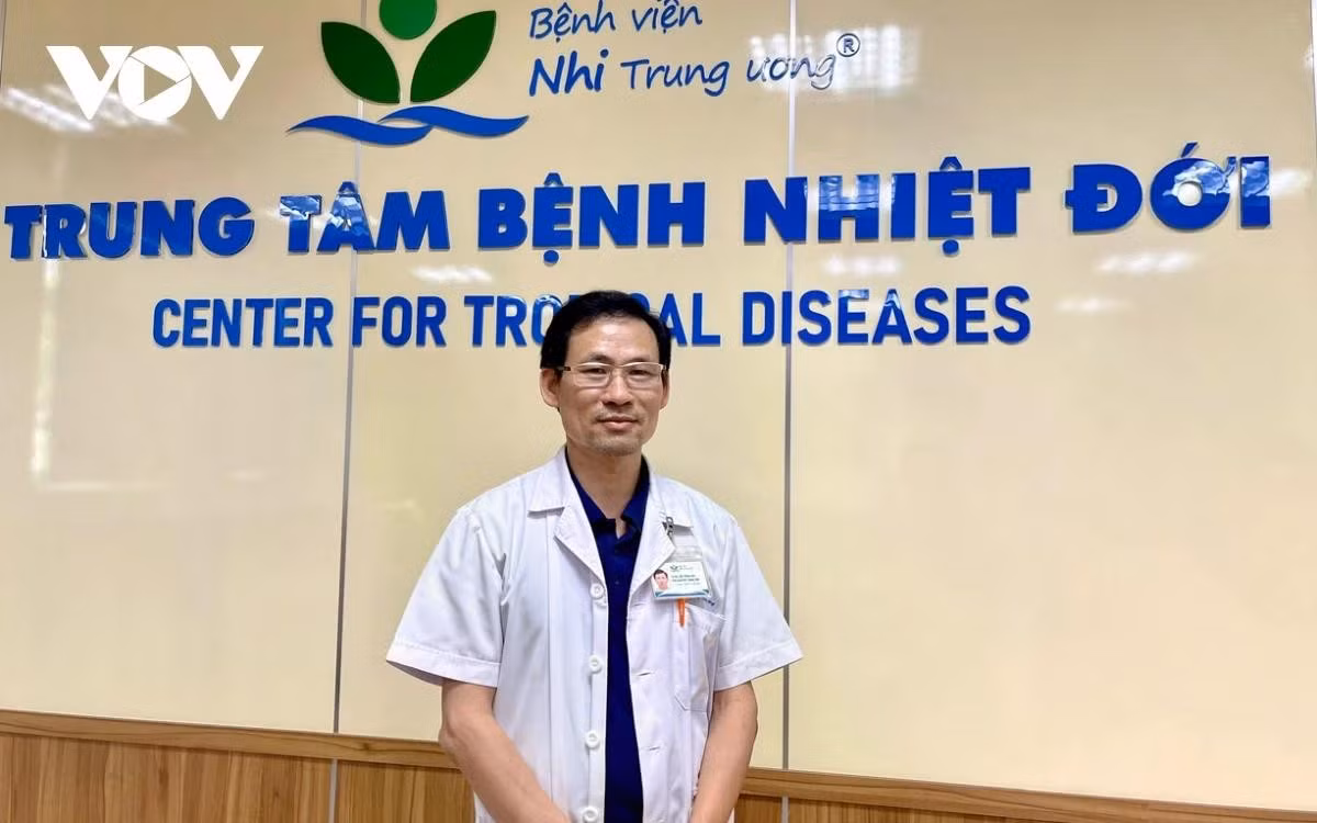 TS.BS Đỗ Thiện Hải, Phó Giám đốc Trung tâm Bệnh nhiệt đới, Bệnh viện Nhi Trung ương.