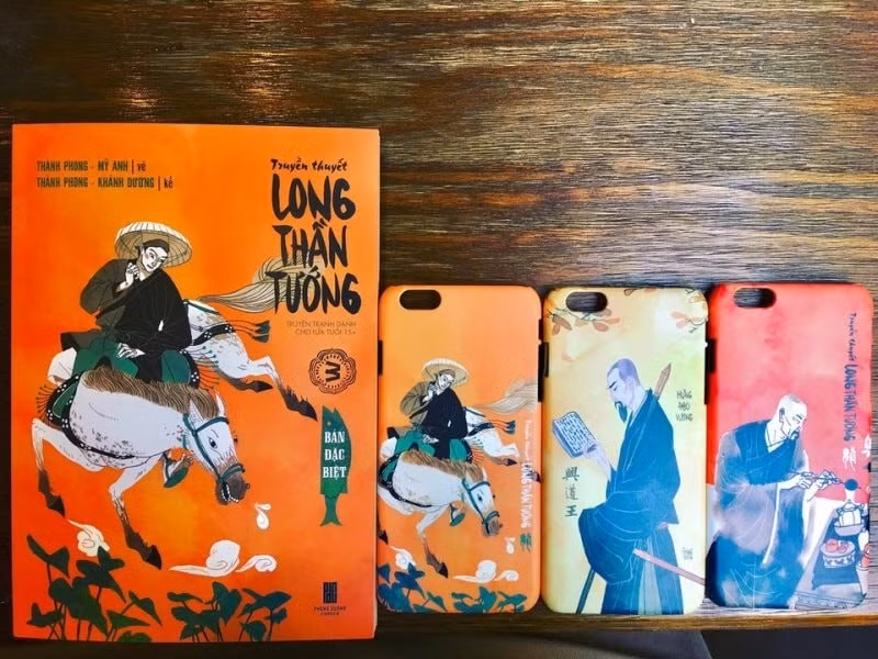 Các sản phẩm ốp lưng điện thoại in hình nhân vật truyện tranh “Long thần tướng” đã tạo hiệu ứng quảng bá tốt cho bộ truyện này.
