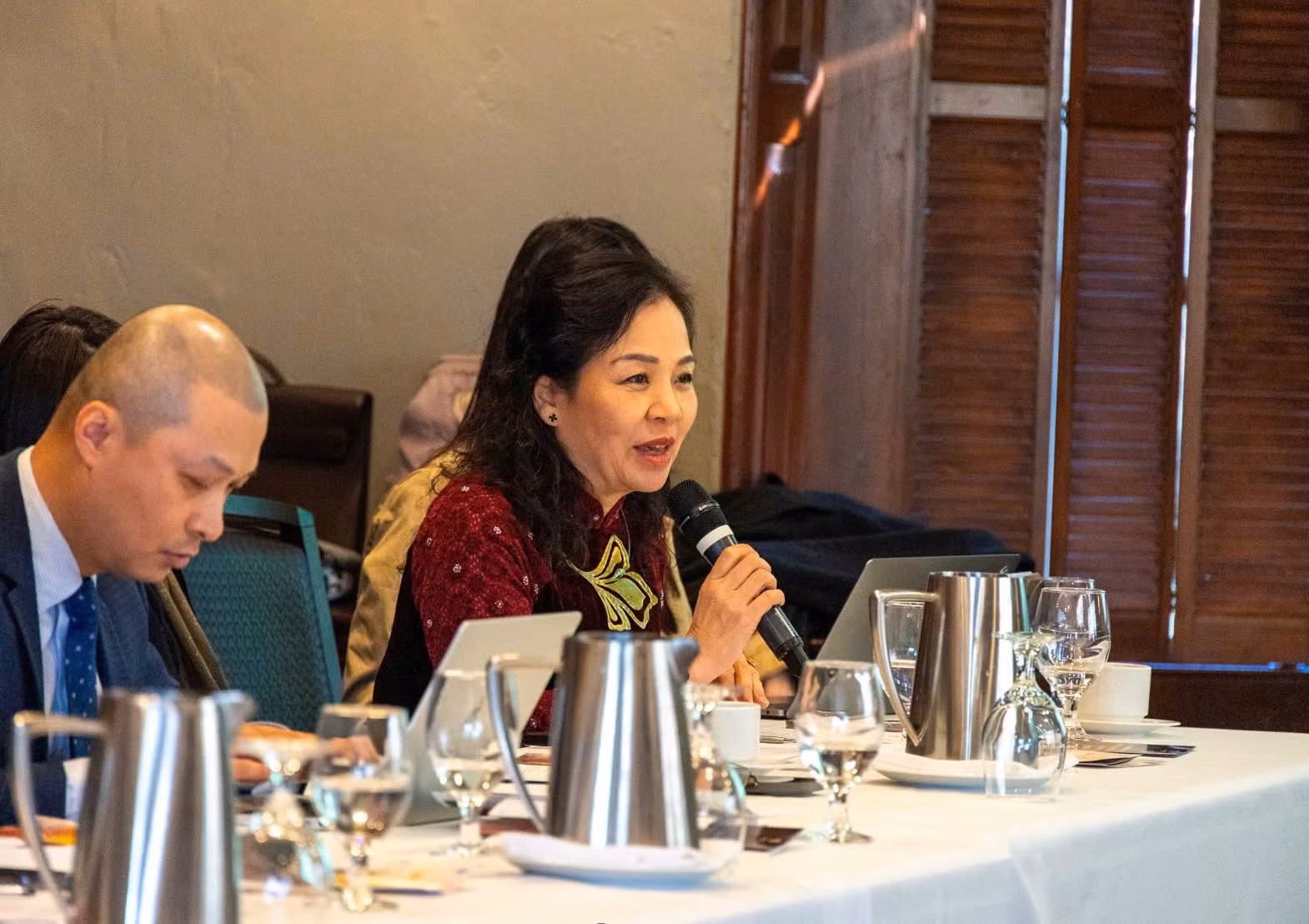 TS. Ngô Phương Lan phát biểu tại hội thảo.