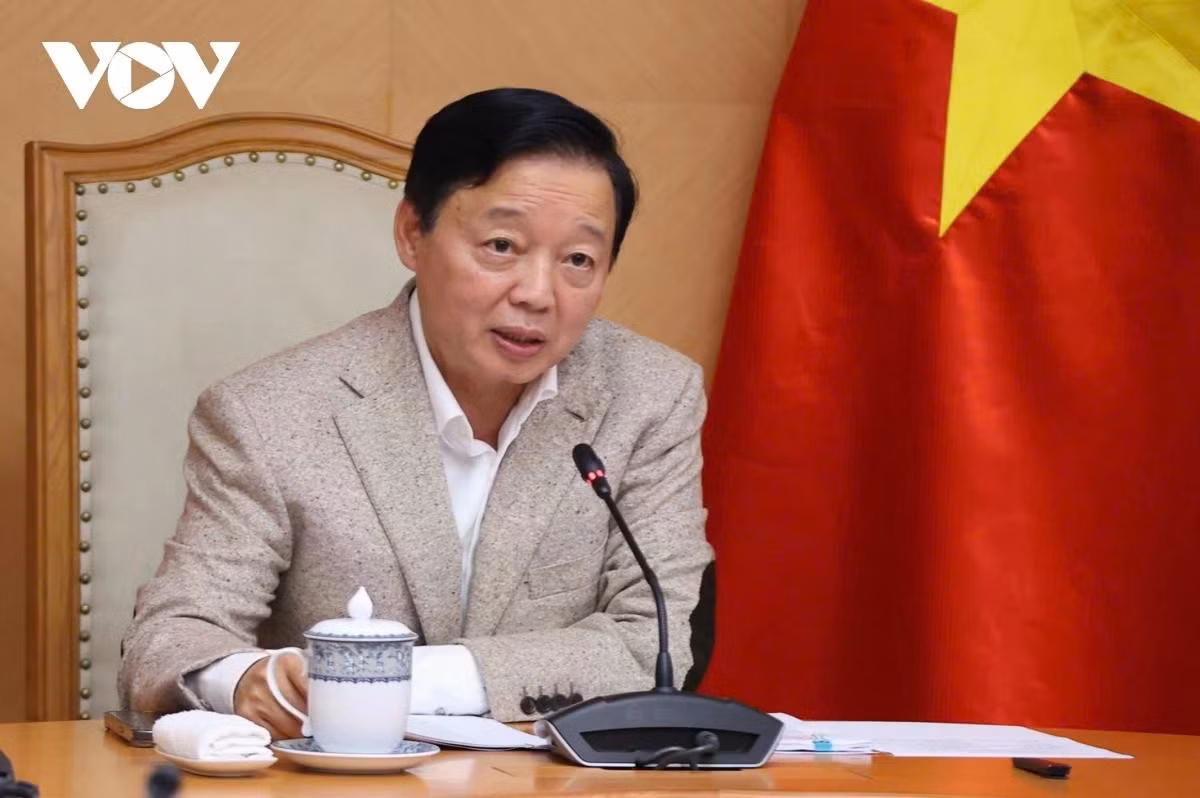 Phó Thủ tướng yêu cầu nghiên cứu áp dụng nhanh hơn, sớm hơn quy chuẩn về khí thải ô tô, xe máy tại Hà Nội, TP.HCM