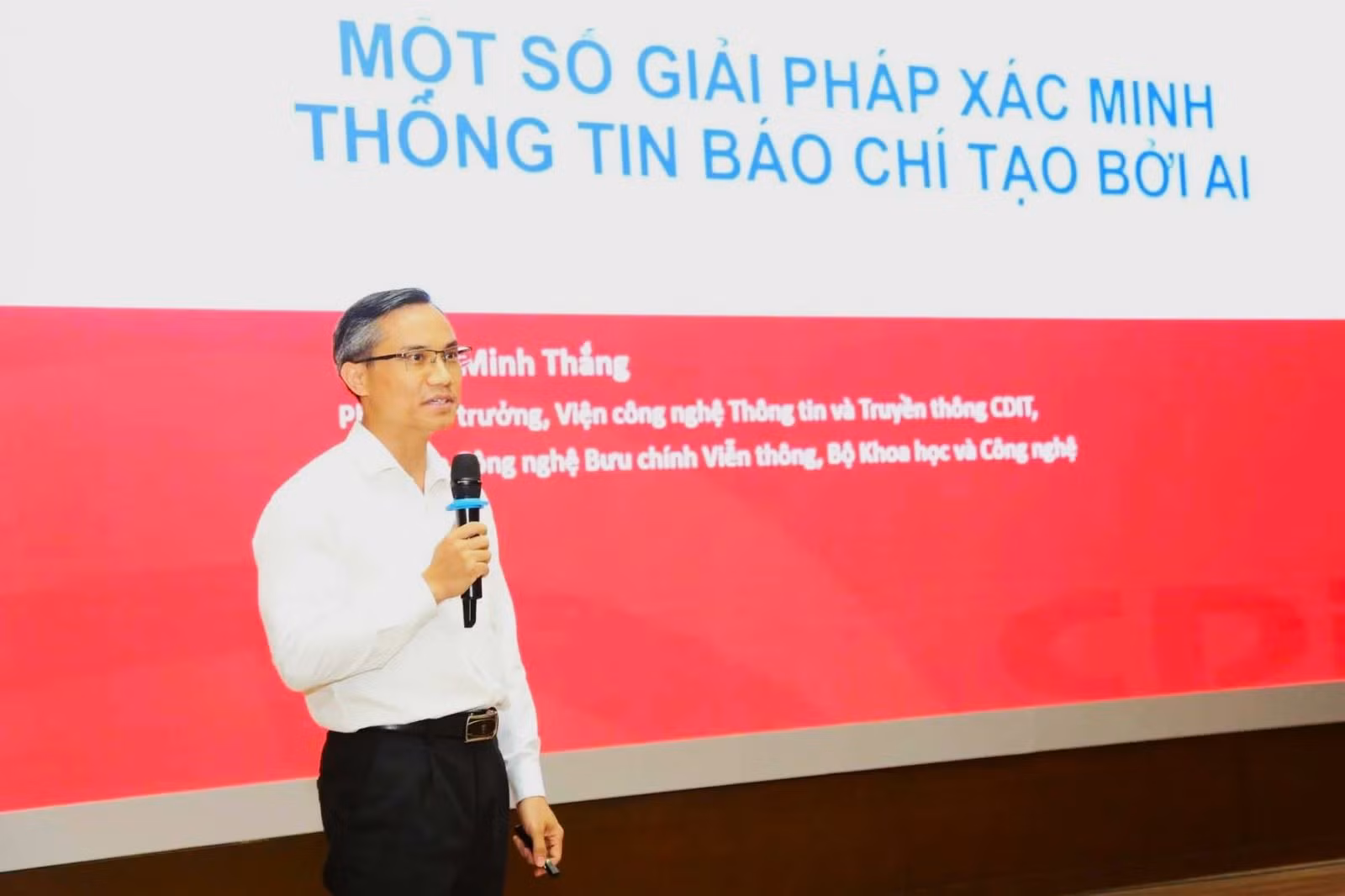 TS. Cao Minh Thắng, Phó Viện trưởng Viện Công nghệ thông tin và truyền thông CDIT, Học viện Công nghệ Bưu chính Viễn thông.