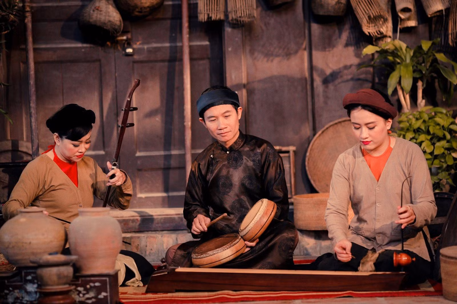 Nhóm Xẩm Hà Thành.