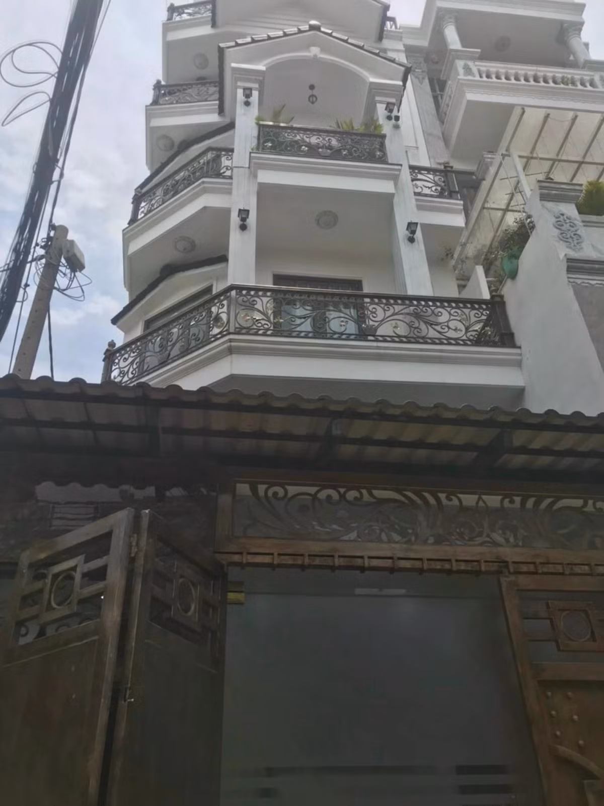 Một cơ sở phẫu thuật thẩm mỹ không phép, không biển hiệu ở TP.HCM
