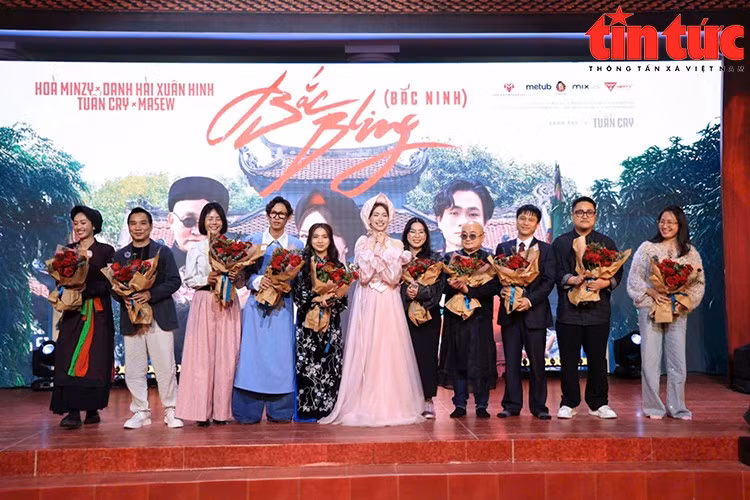 MV "Bắc Bling" của ca sỹ Hòa Minzy tạo thêm cú huých cho du lịch tỉnh Bắc Ninh.