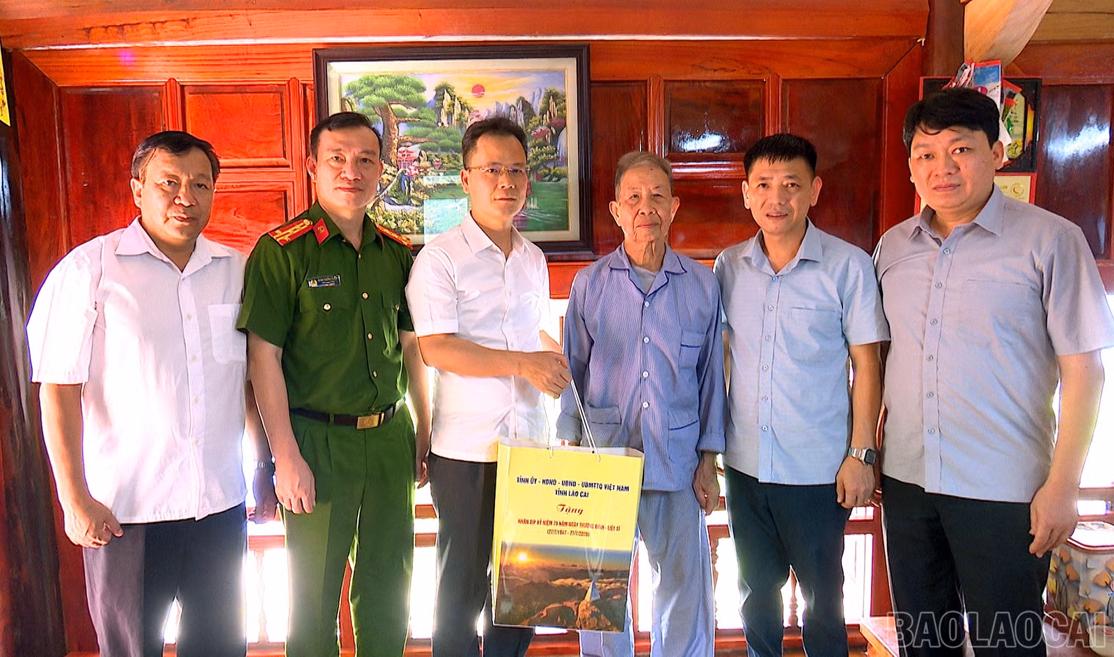baolaocai-br_sinh00-00-48-03still001.jpg