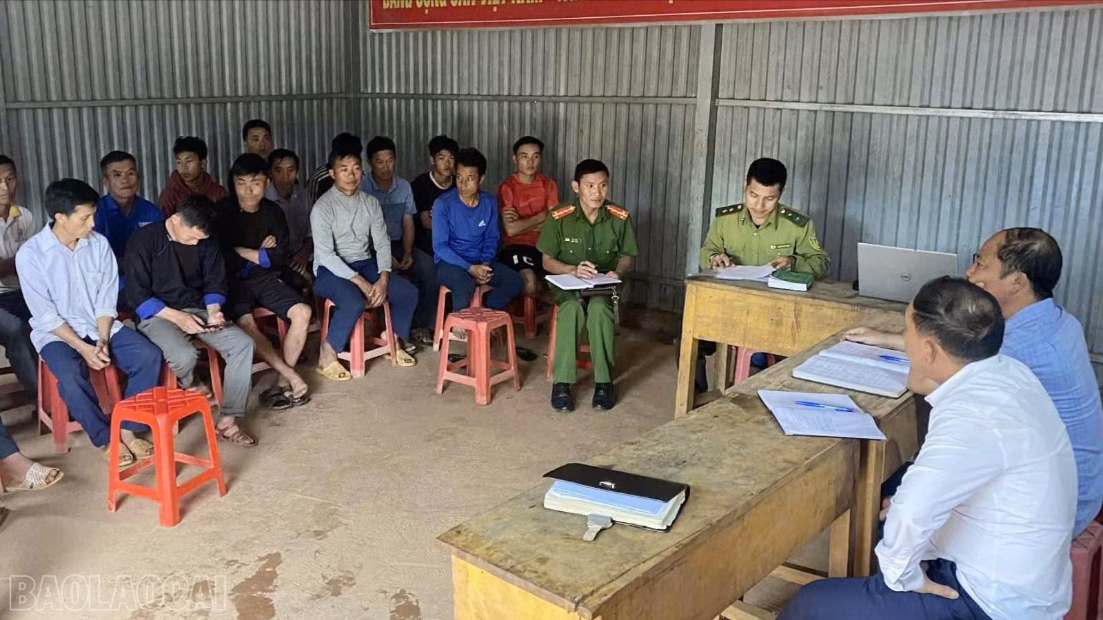 baolaocai-bl_hop-tuyen-truyen-cong-tac-bao-ve-rung-230.jpg