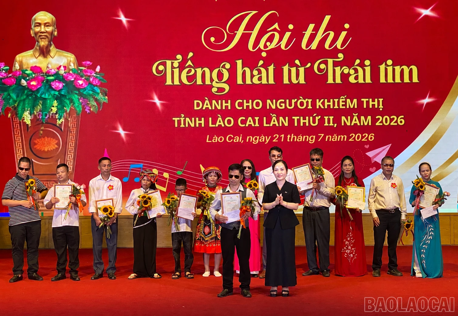 baolaocai-br_trao-giai-nhat-khiem-thi.png
