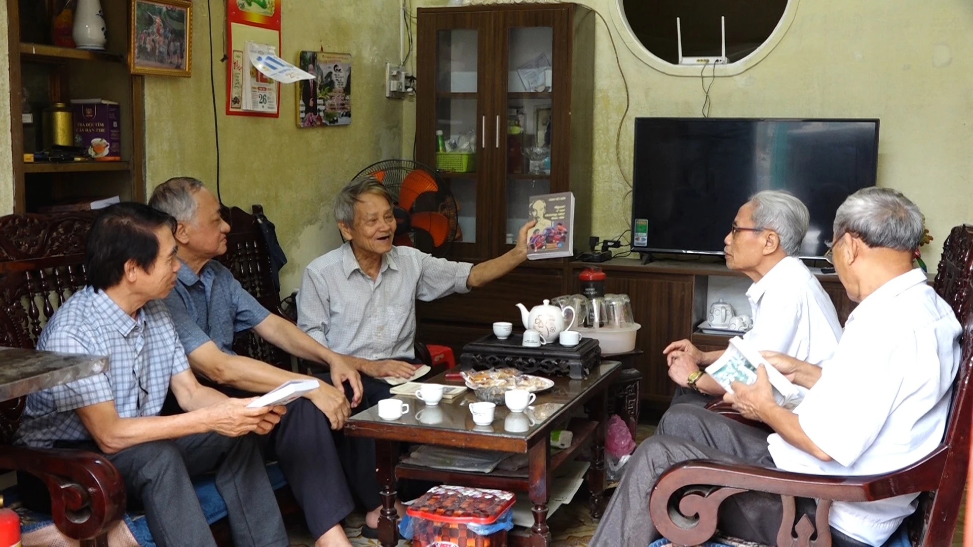 gioi-thieu-sach-den-dong-nghiep-195.jpg