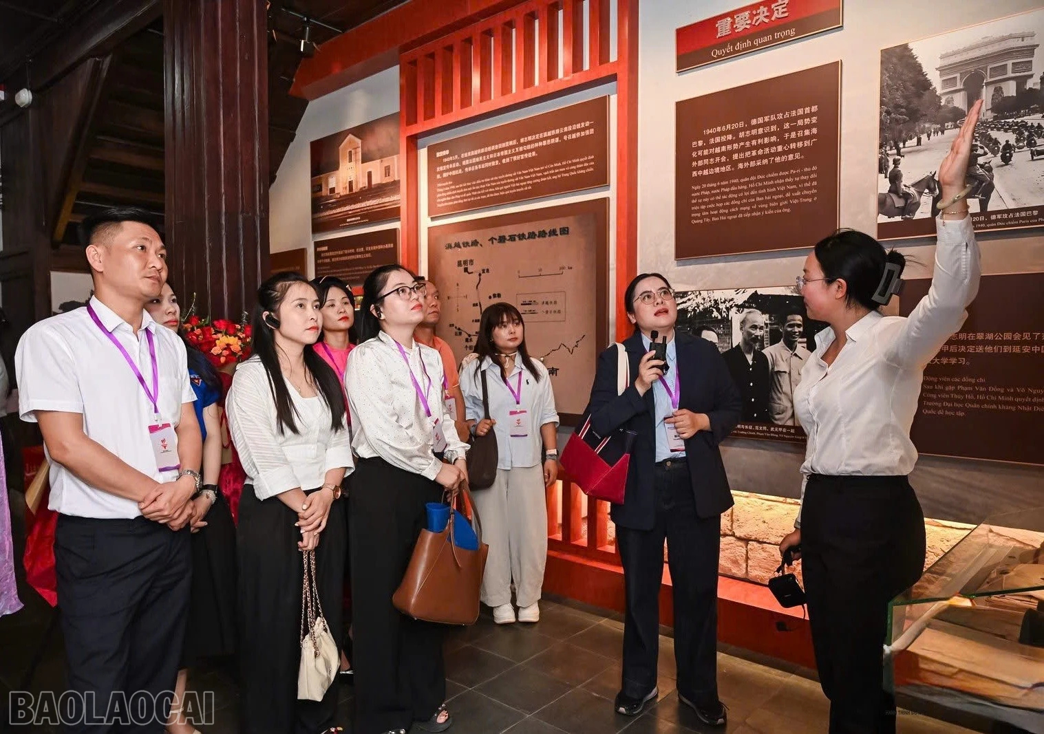 baolaocai-bl_nghe-thuyet-minh-ve-chu-tich-hcm-9954.jpg