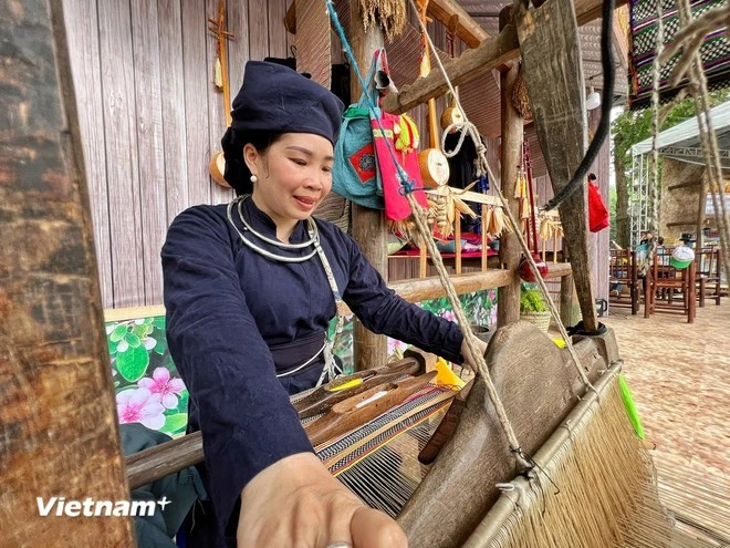 Đồng bào thiểu số sẽ giới thiệu bản sắc dân tộc mình tại Làng. (Ảnh minh họa)