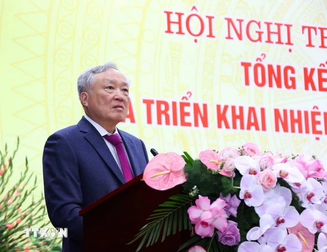 Phó Thủ tướng Thường trực Nguyễn Hòa Bình.