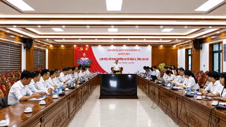 Đoàn kiểm tra, giám sát của Bộ Chính trị, Ban Bí thư làm việc với Ban Thường vụ Đảng ủy xã Mậu A