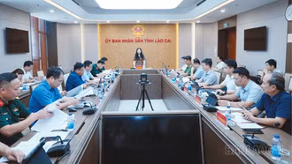 Quang cảnh buổi làm việc.