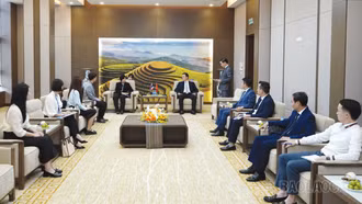 Phó Chủ tịch UBND tỉnh Giàng Quốc Hưng tiếp xã giao Đoàn Văn phòng Ủy ban Xúc tiến Đầu tư Thái Lan tại Việt Nam và các doanh nghiệp Thái Lan