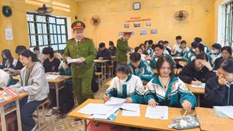 Nâng cao ý thức chấp hành pháp luật cho học sinh