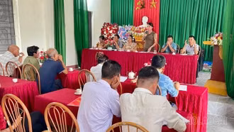 Họp triển khai