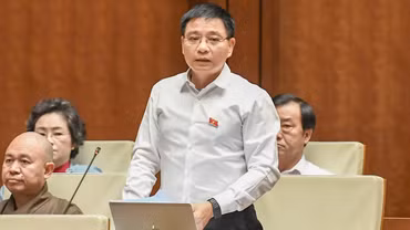 Phó Thủ tướng Nguyễn Văn Thắng làm rõ 3 vấn đề lớn trước Quốc hội