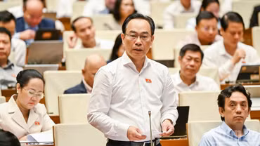 Bộ trưởng Hoàng Minh Sơn: Cung cấp miễn phí sách giáo khoa cho học sinh từ năm học 2028-2029