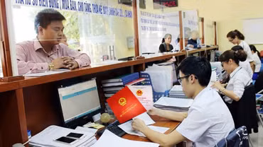 Hiện trạng đất không khớp sổ đỏ, áp dụng quy định nào để cấp đổi?