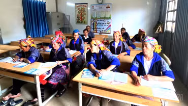 Nước ta hiện có bao nhiêu dân tộc còn gặp nhiều khó khăn?