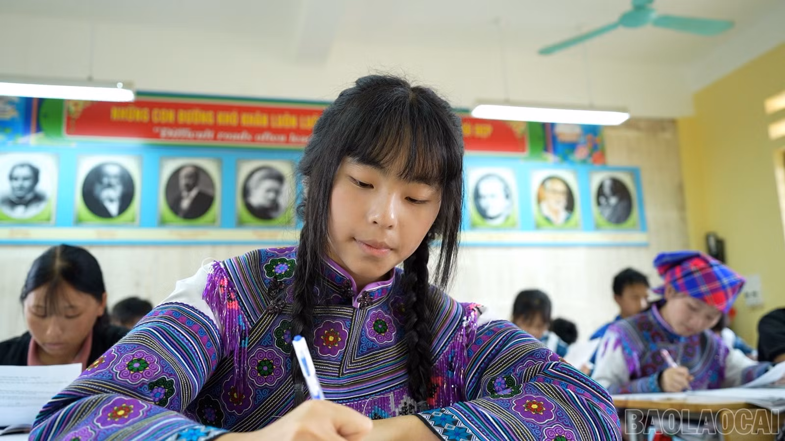 baolaocai-br_451-078101-57-56-14still295.jpg