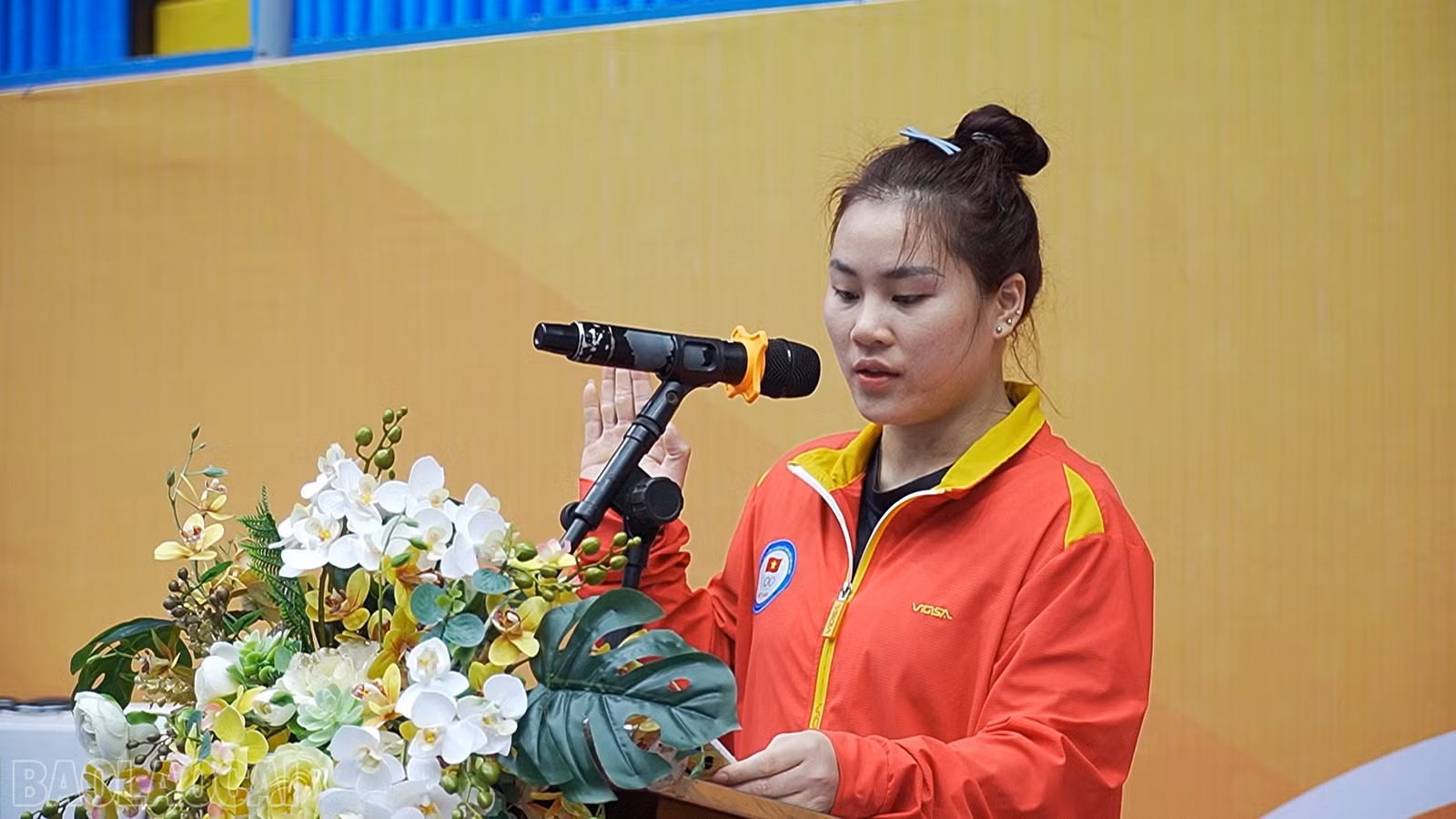 baolaocai-bl_490-753100-03-23-23still031.jpg