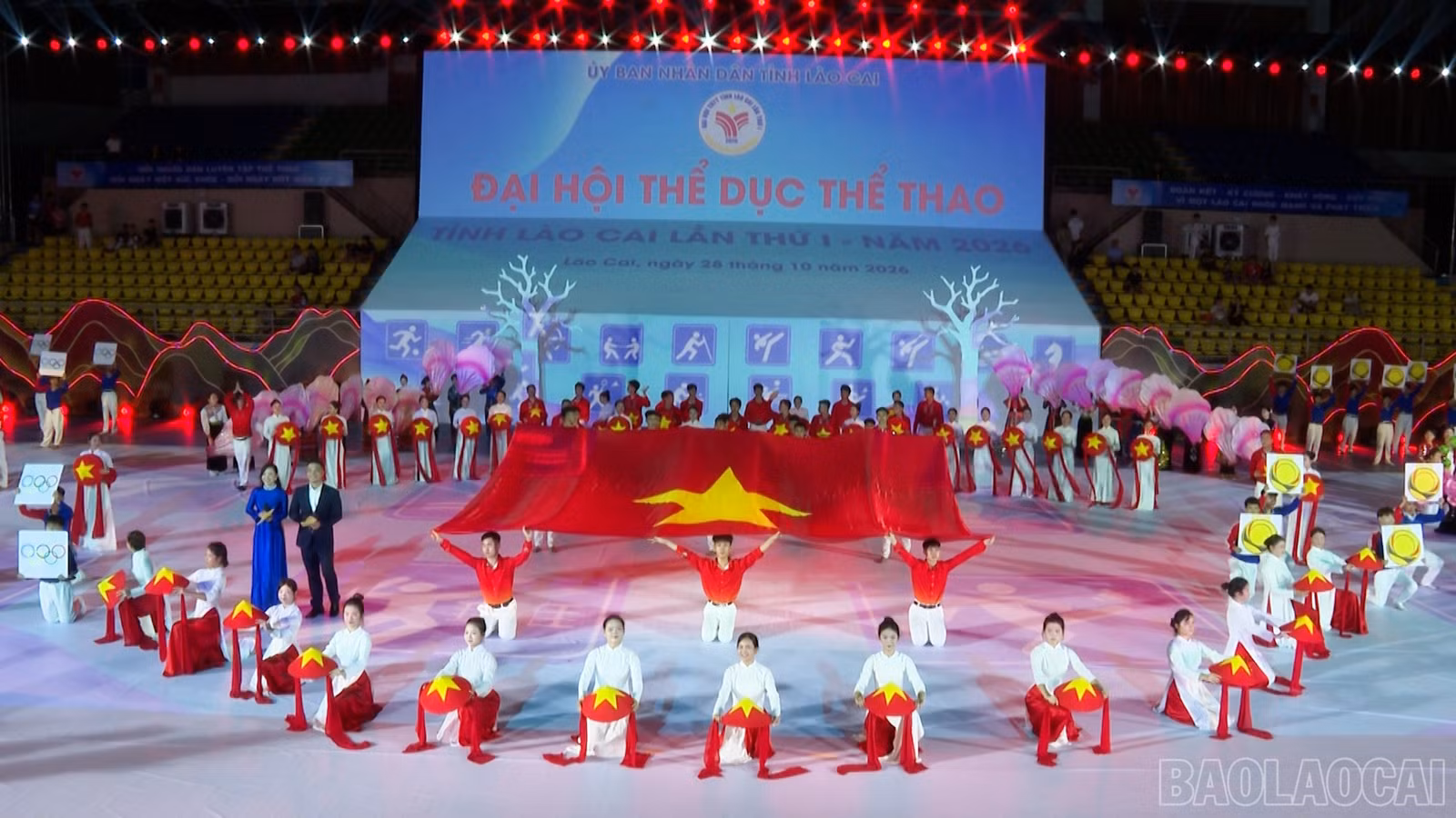 baolaocai-br_title-0100-10-30-15still1183.jpg